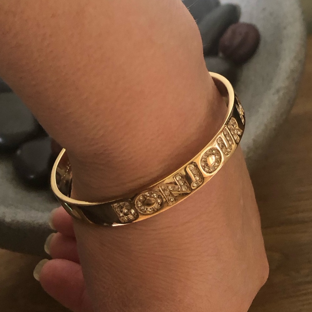 KATE SPADE NEW YORK gold bangle